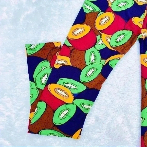 LULAROE High Waisted “Kiwi” Soft Skinny Leggings - Picture 10 of 12
